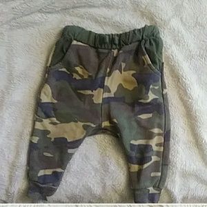 ZARA Baby Camo Joggers sz 6-9 months